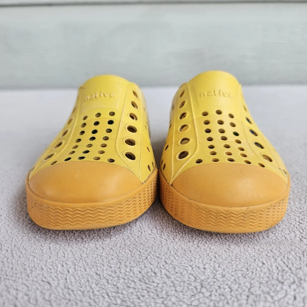 Native Jefferson Toddler SZ C6 Yellow Crayola Slip-On Water Shoes Unisex - Picture 6 of 12
